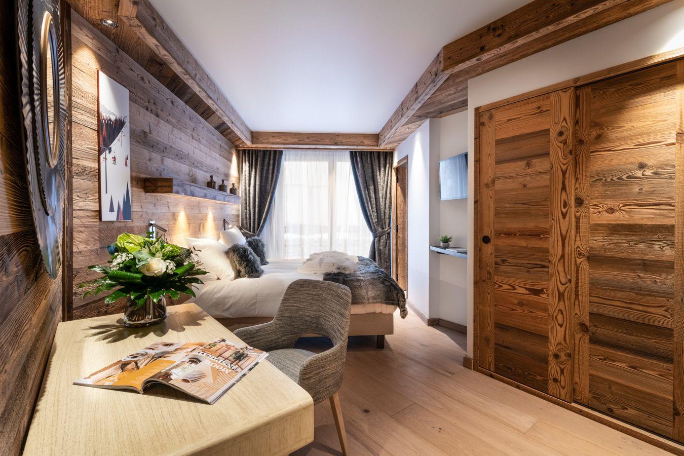 Chalet Alaska Lodge 2